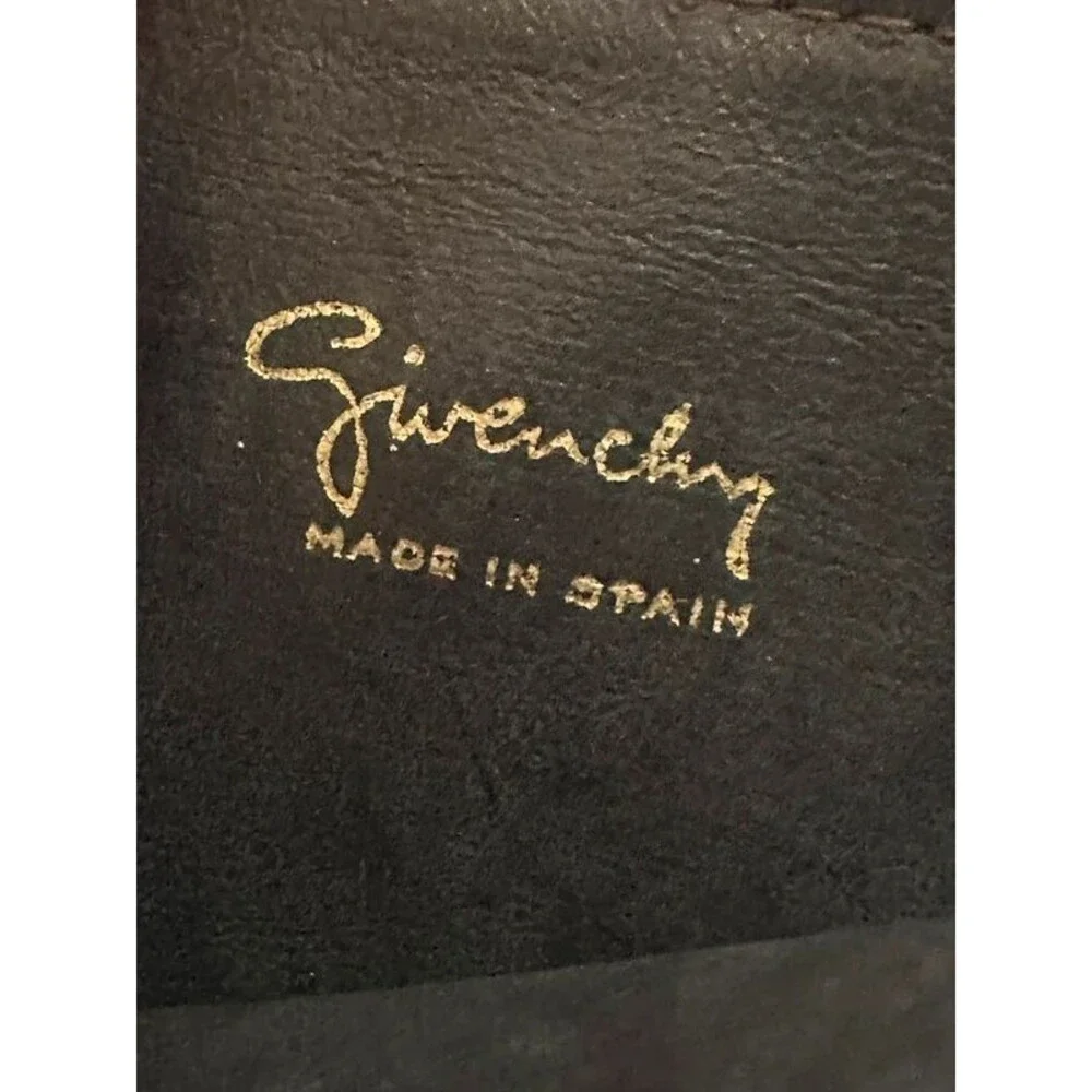 Givenchy add touch